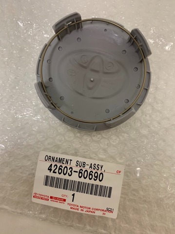 4260360690 TOYOTA Колпак колесного диска купить в Украина
