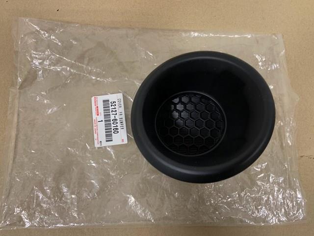 TOYOTA 5212760160 Заглушка (решетка) противотуманных фар бампера переднего правая в наличии Житомир