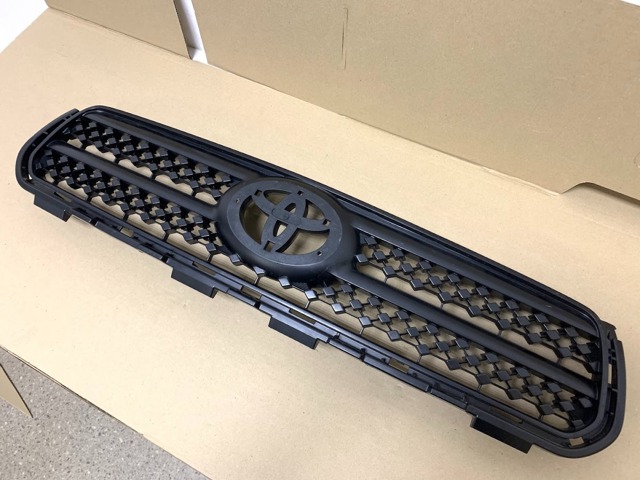 5310142150 TOYOTA Решетка радиатора купить в Кривой Рог