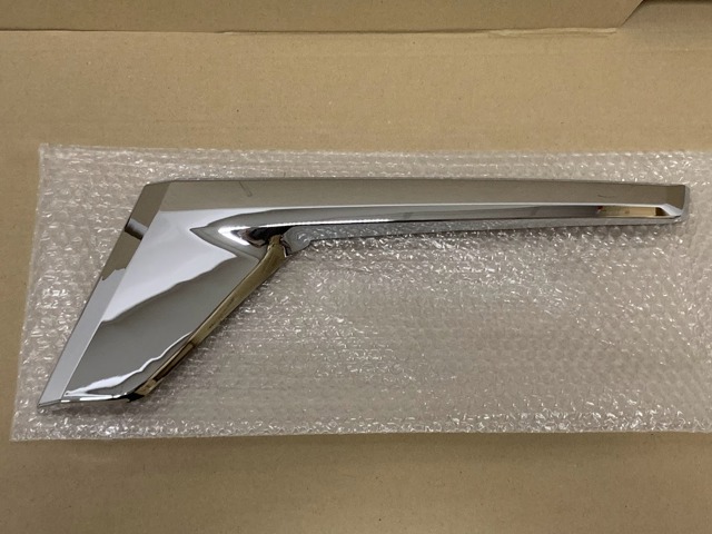 PTY99248MAL SIGNEDA Молдинг фары левой купить в Киев