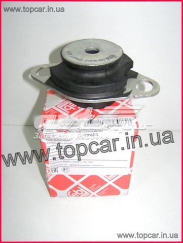 Подушка (опора) двигателя, левая Рено Клио 2