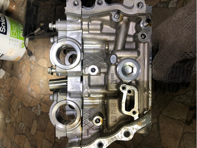 TOYOTA 1110139865 Головка блока цилиндров (ГБЦ) в наличии Ровно