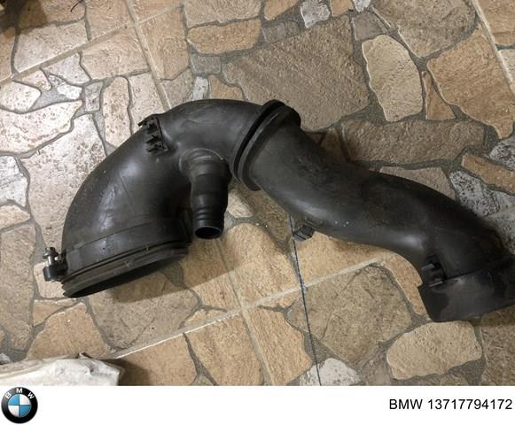 Воздушный патрубок расходомера 13717794172 BMW