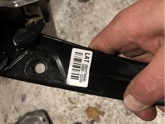 Ппривод тормозного крана 32800D3100 HYUNDAI