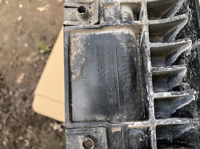 6G9N10724FG LAND ROVER Подставка аккумулятора купить в Украина