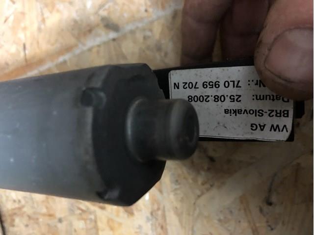 7L0959702N VAG купить в Сумы