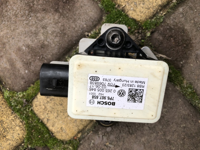 VAG 7P6907658 Датчик продольного ускорения в наличии Днепр
