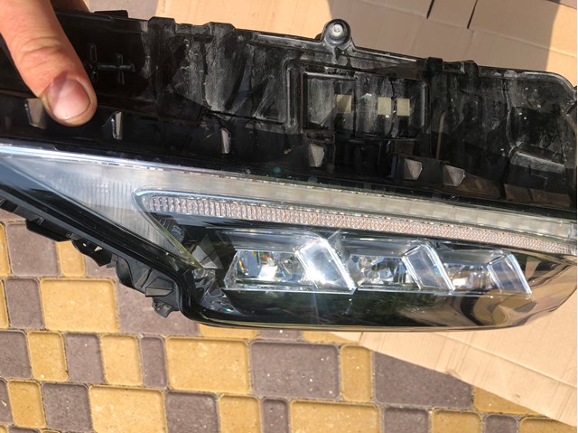 811100E280 Фара правая купить Тернополь