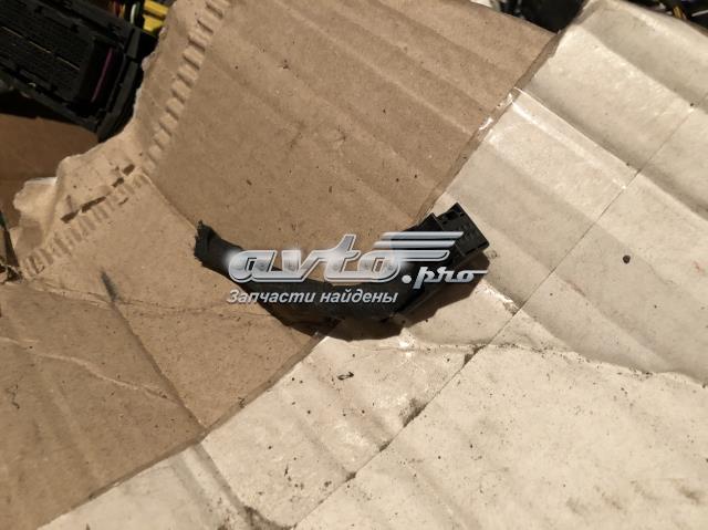 8L0971883 VAG купить в Ирпень