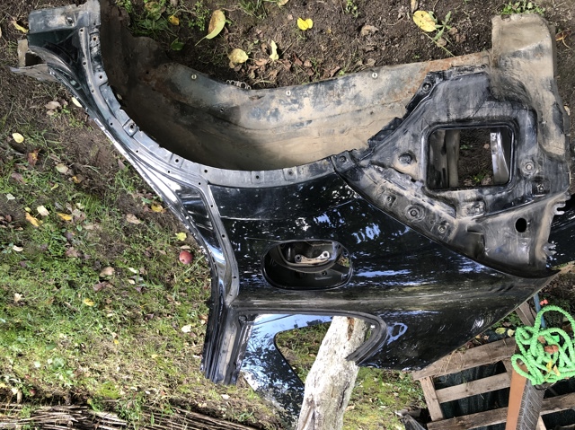 Крыло правое заднее 95850398600GRV PORSCHE