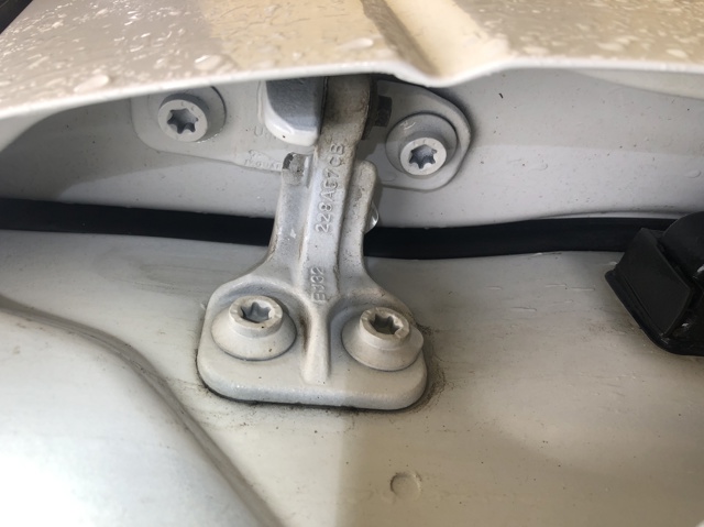 BJ32228A67CB LAND ROVER купить в Ужгород