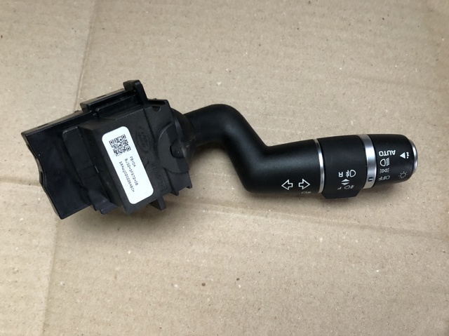 Переключатель подрулевой, левый BJ323F972DB LAND ROVER