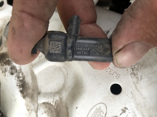 Датчик подушки безопасности FK7214B006AA LAND ROVER