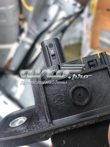 MAZDA KB7W624B0 Кнопка привода замка крышки багажника (двери 3/5-й (ляды) в наличии Львов