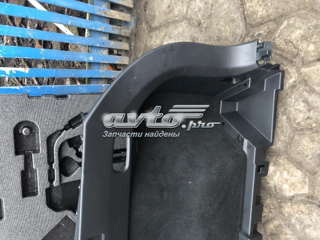 KB7W68850A02 Облицовка багажного отсека правая купить Харьков