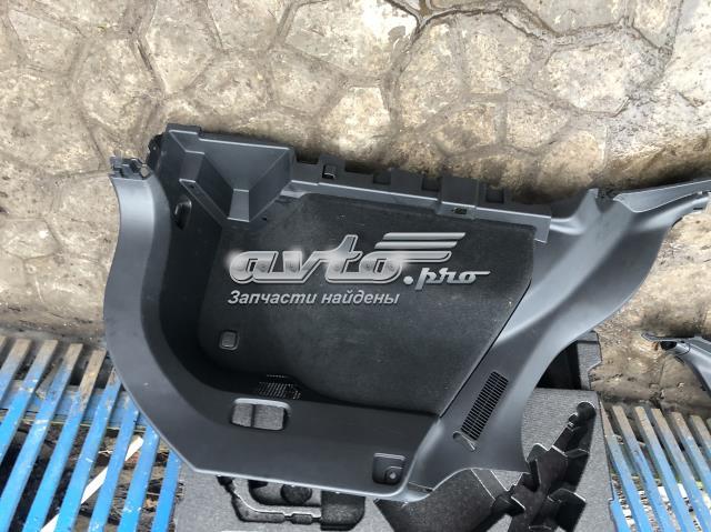 KB7W68850A02 MAZDA Облицовка багажного отсека правая купить в Николаев