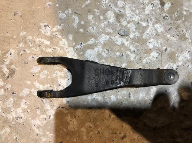 MAZDA SH0116520 Вилка сцепления в наличии Одесса