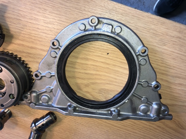 Сальник коленвала коренной 11428092562 BMW