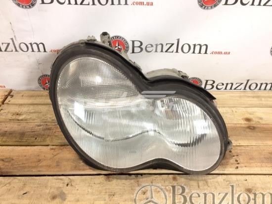 Фара правая A0301166202 MERCEDES