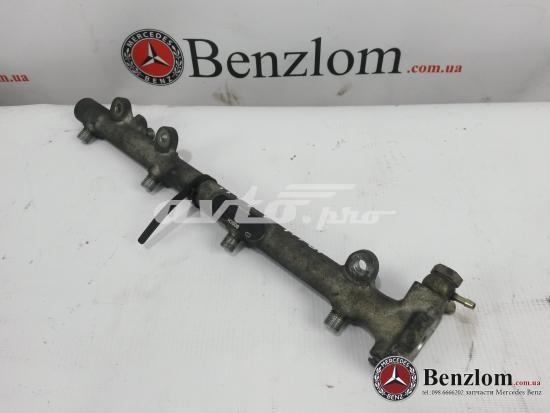 Рейка топливная (рампа)для mercedes c-class w202 1993-2001(202.12) A6110700095