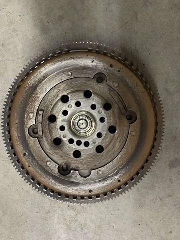 A6460300805 MERCEDES Маховик купить в Чернигов