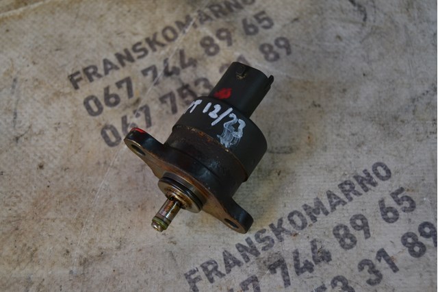 Клапан регулировки давления топлива 0281002381 BOSCH
