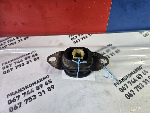 Левая подушка двигателя 112202847R RENAULT