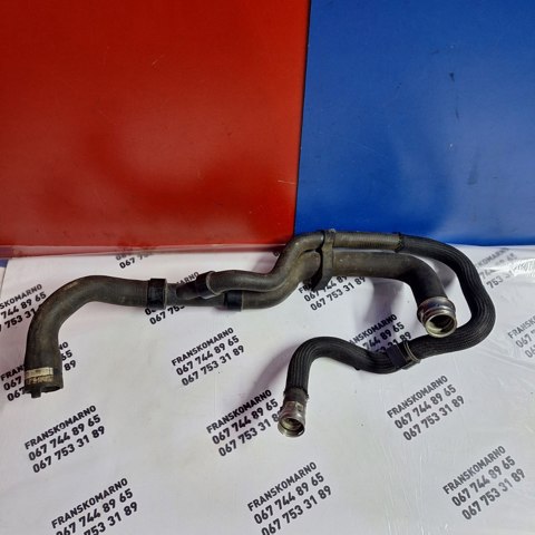 Патрубок радиатора охлаждения нижний 1351ZQ PEUGEOT