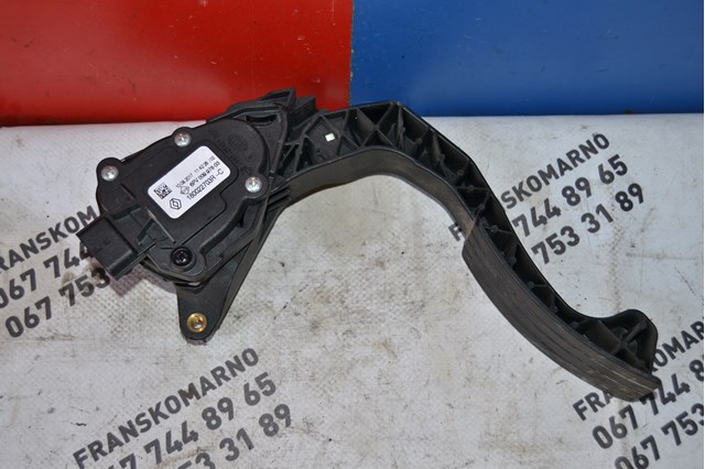 Педали газа 180022703R RENAULT