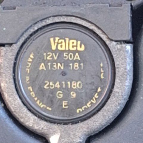 Генератор 2541180 VALEO