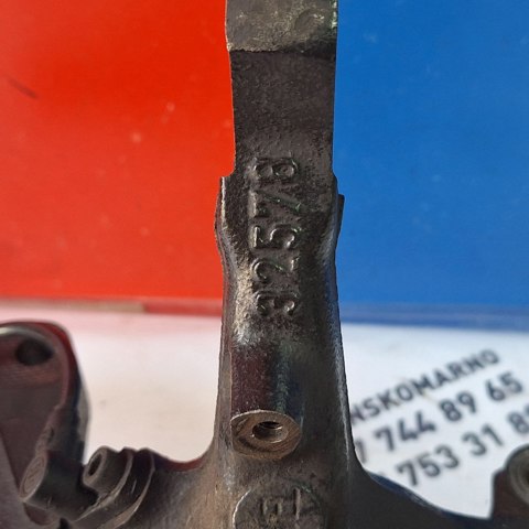 PEUGEOT 364667 Цапфа передняя левая в наличии Запорожье