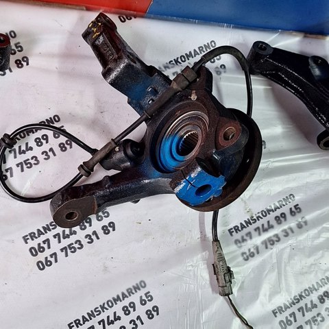 PEUGEOT 364734 Цапфа передняя правая в наличии Черкассы