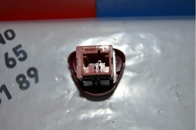 Кнопка аварийного сигнала 6554L8 PEUGEOT