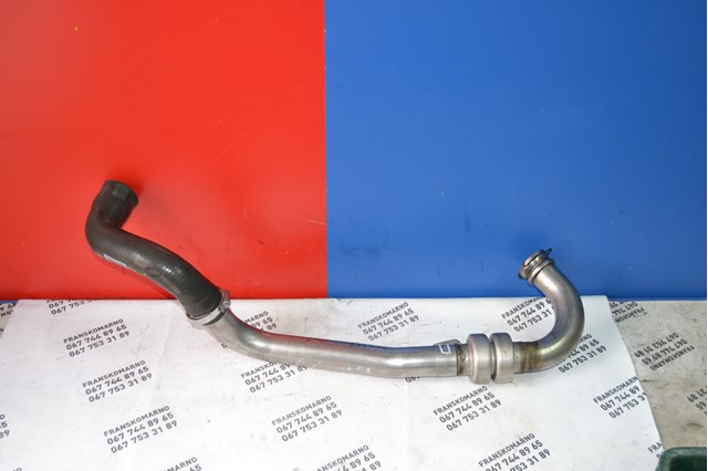 Патрубок воздушный, выход из турбины/компрессора (наддув) 8200276297 RENAULT