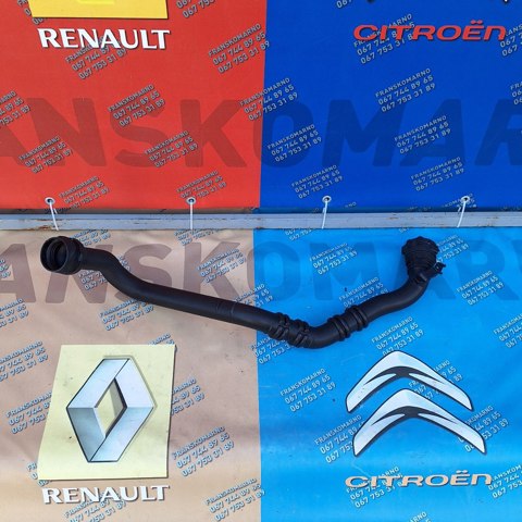 Шланг/патрубок интеркуллера 8200688708 RENAULT