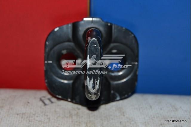 Петля-зацеп (ответная часть) замка двери задней 8200778368 RENAULT