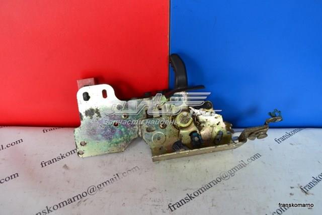 8726F5 Замок двери задней правой распашной купить Чернигов
