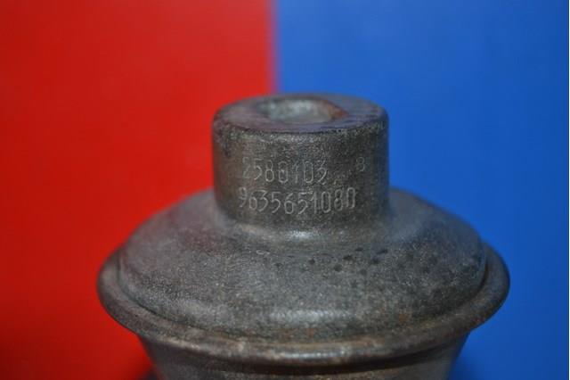 PEUGEOT 9635651080 Клапан ЕГР в наличии Кривой Рог