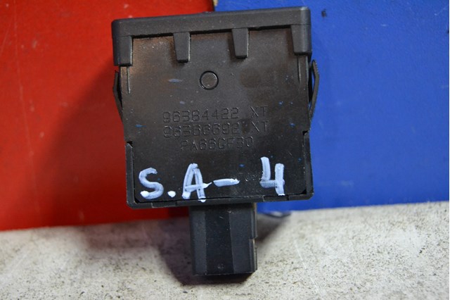 PEUGEOT 96384422XT Кнопка (регулятор) корректора фар в наличии Ирпень