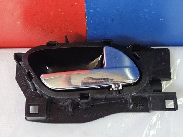 Ручка правой двери наружная 96435310VD PEUGEOT