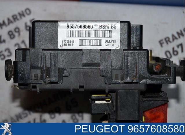 9657608580 PEUGEOT Блок предохранителей задний салонный купить в Одесса