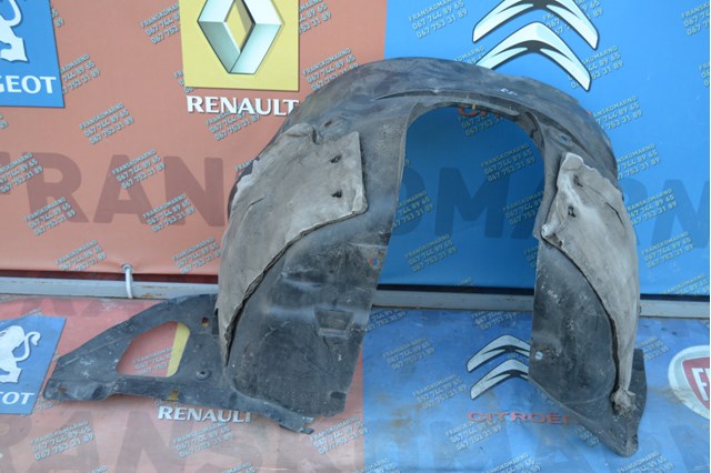 Подкрыльник переднего крыла, правый 9677639080 PEUGEOT