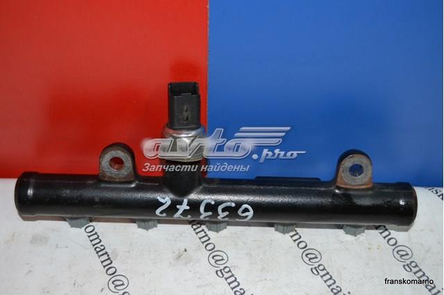 Рампа форсунок системы впрыска топлива 9681649580 PEUGEOT