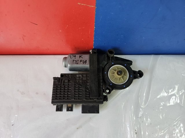 Механизм стеклоподъемника двери передней, правой 9682495580 PEUGEOT