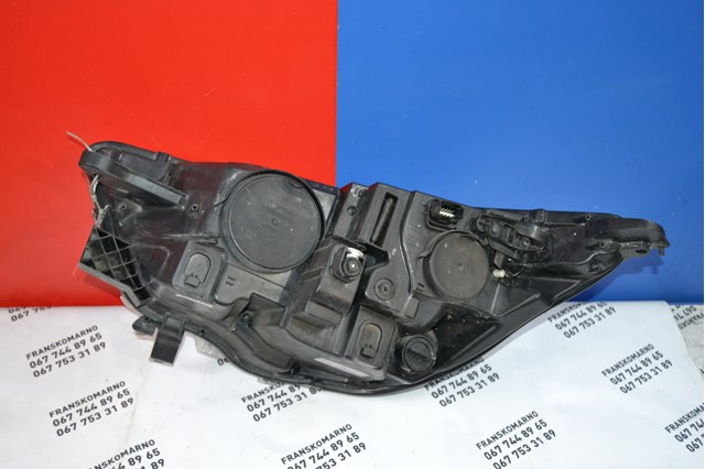 PEUGEOT 9687304480 Фара правая в наличии Винница