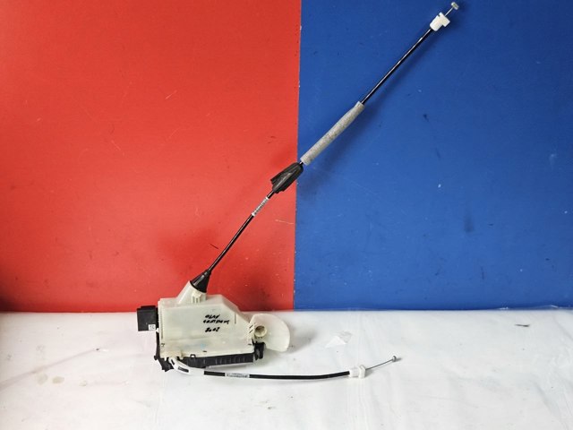 Замок двери водителя 9688080080 PEUGEOT