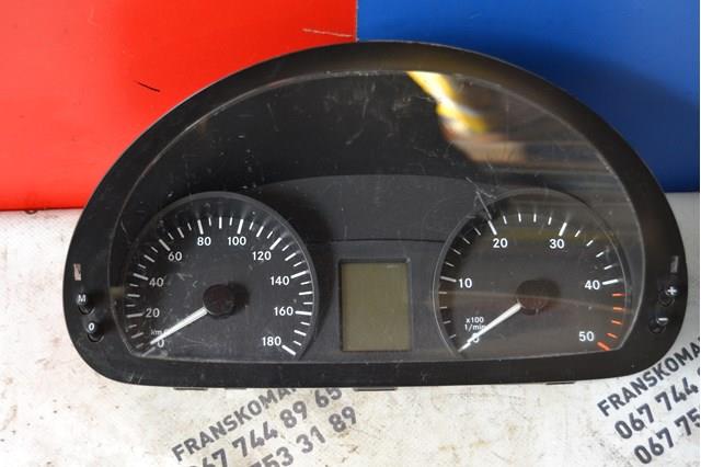 Щиток приборов A9069000304 MERCEDES