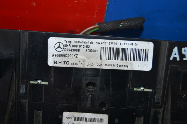 9069063000 MERCEDES Блок управления режимами отопления/кондиционирования купить в Чернигов