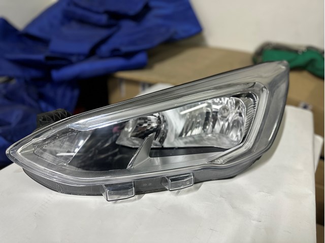 Фары 2278782 FORD