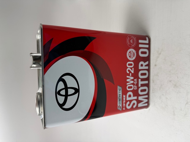0888013205 TOYOTA Моторное масло купить в Ужгород